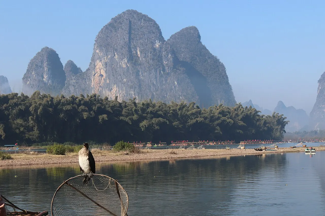 Xingping and the river of the 20 yuan note