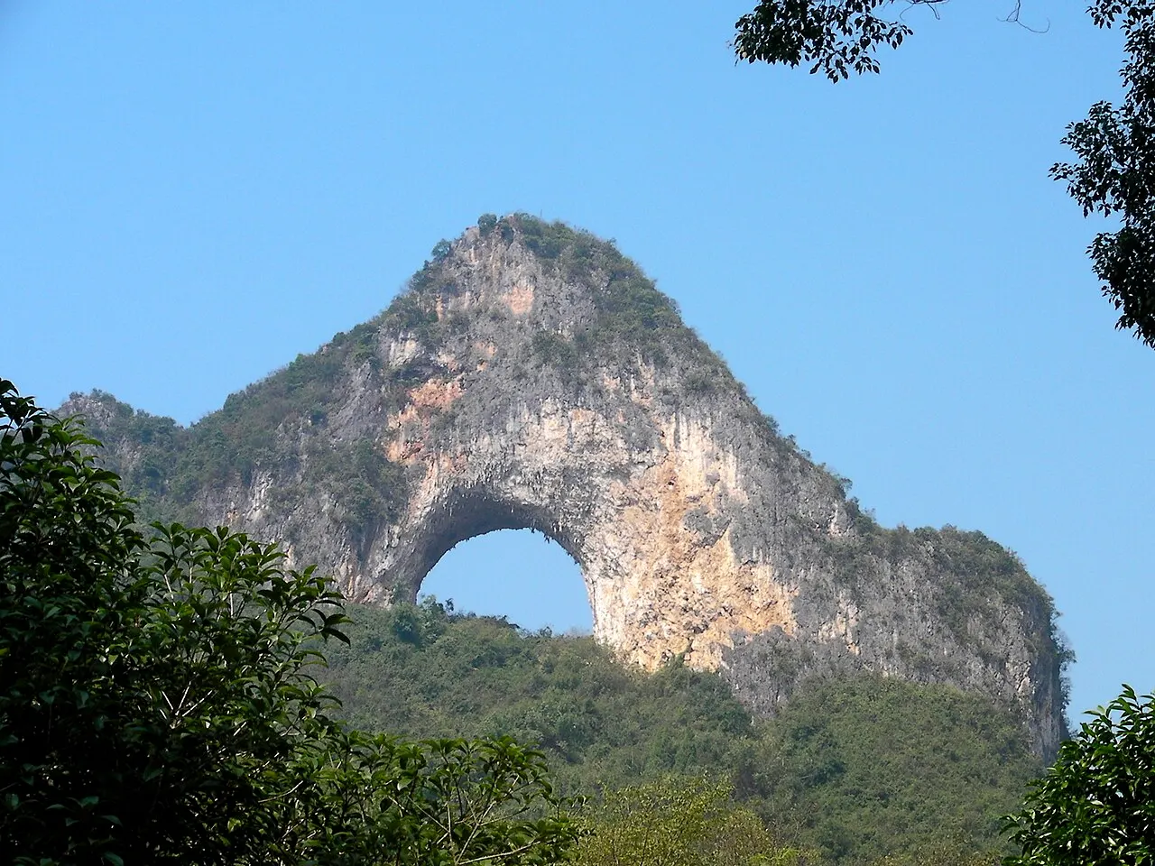 The Yulong valley by raft and bicycle