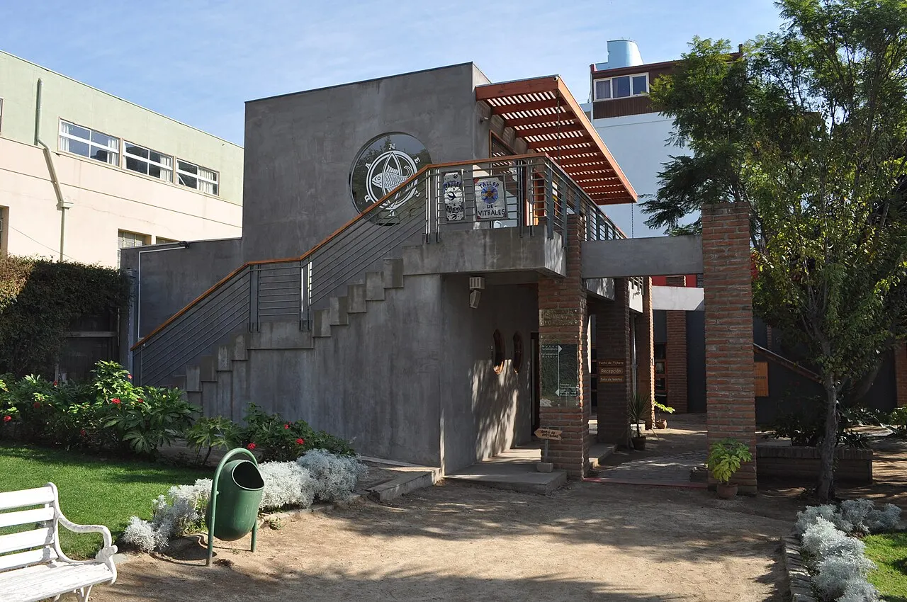 A Sebastiana, casa de Pablo Neruda no morro de Valparaíso.