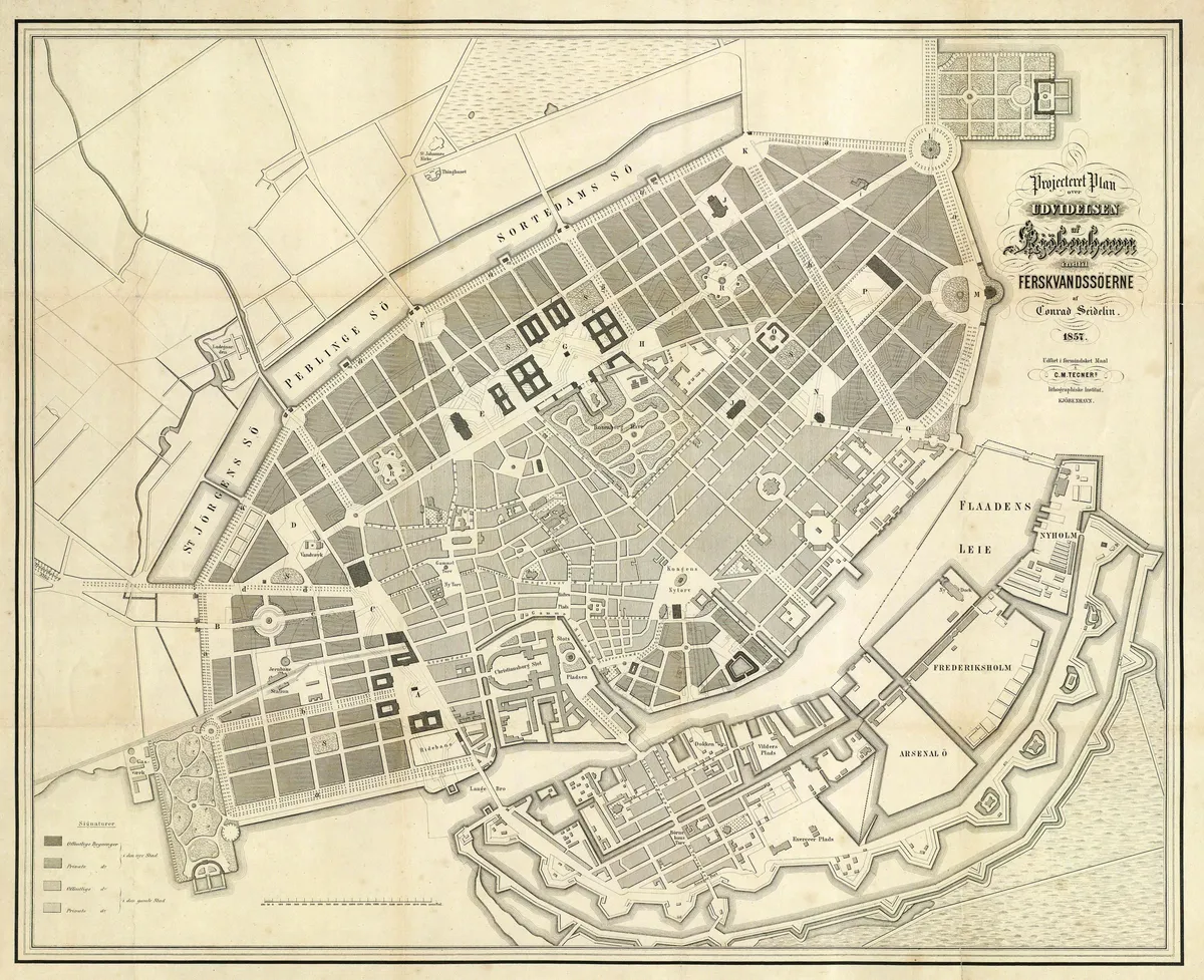 Plano colorido da cidade e dos lagos, com ruas propostas, terrenos, título, data 1857, legenda e margens inteiras do papel.