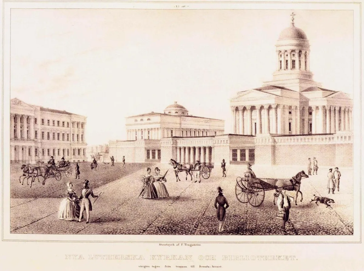 Litografia com igreja de cúpula central, edifícios laterais, pedestres e carruagens numa praça ampla, com título e margem inferior.