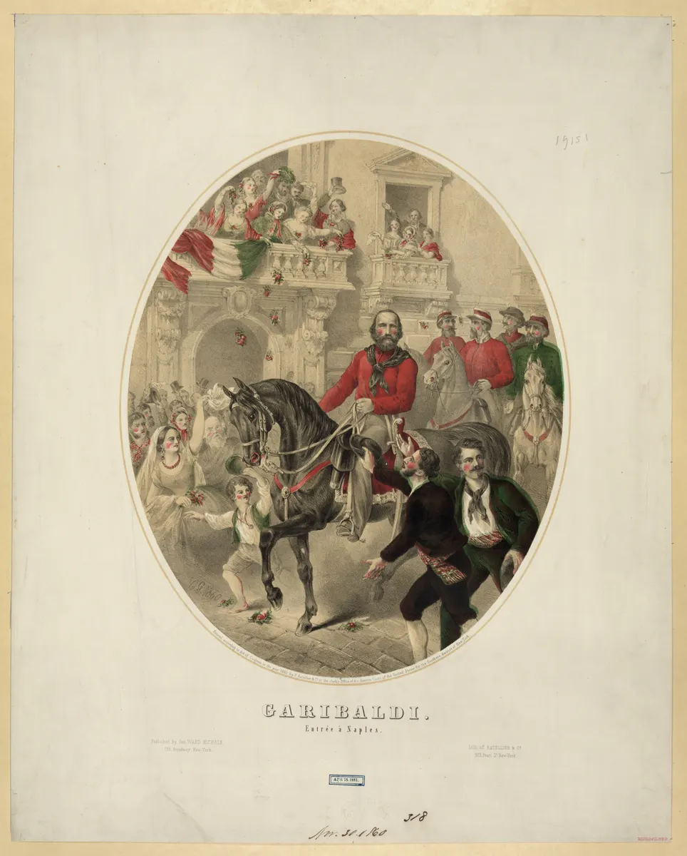 Litografia colorida de Garibaldi a cavalo entre pessoas que o saúdam de ruas e varandas, com título e créditos na margem inferior.