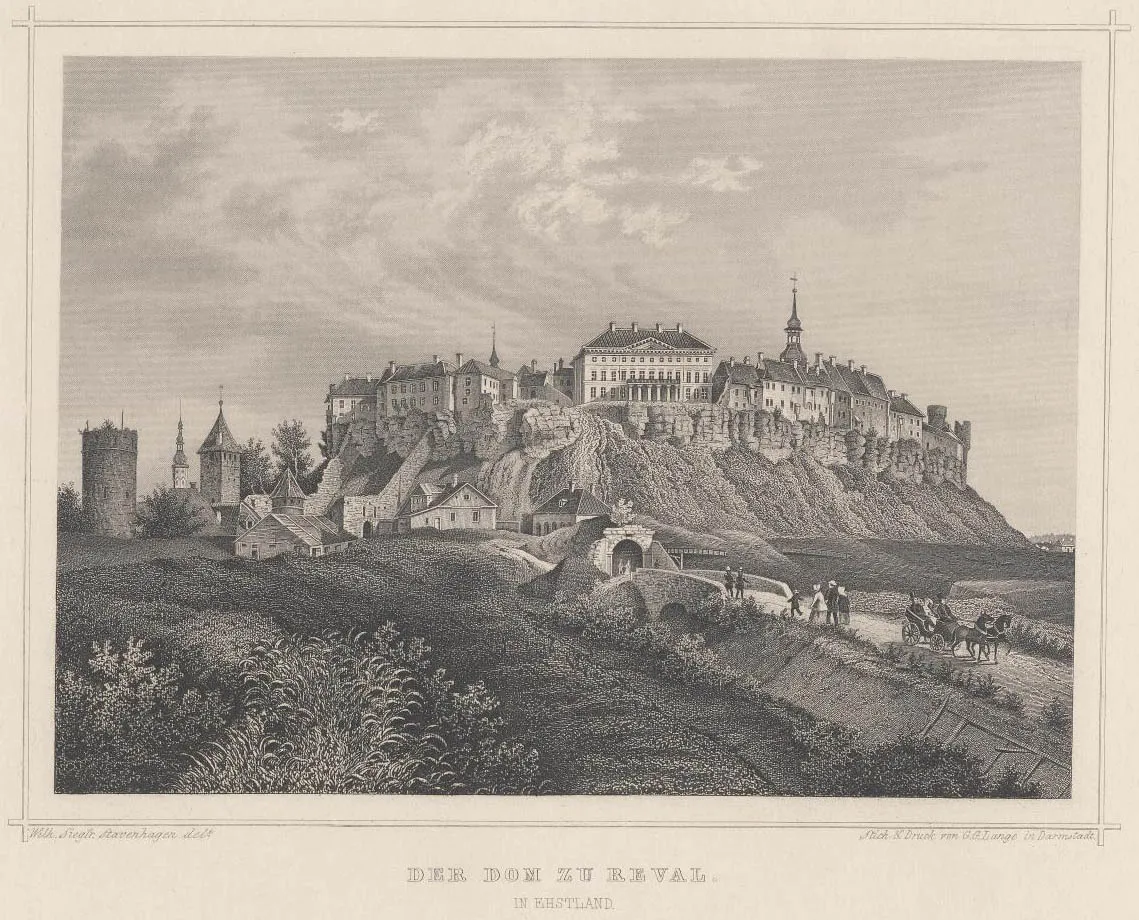 Gravura da colina com escarpa de pedra, edifícios, torre da igreja, cercas e figuras ao pé, com título e margens da prancha.