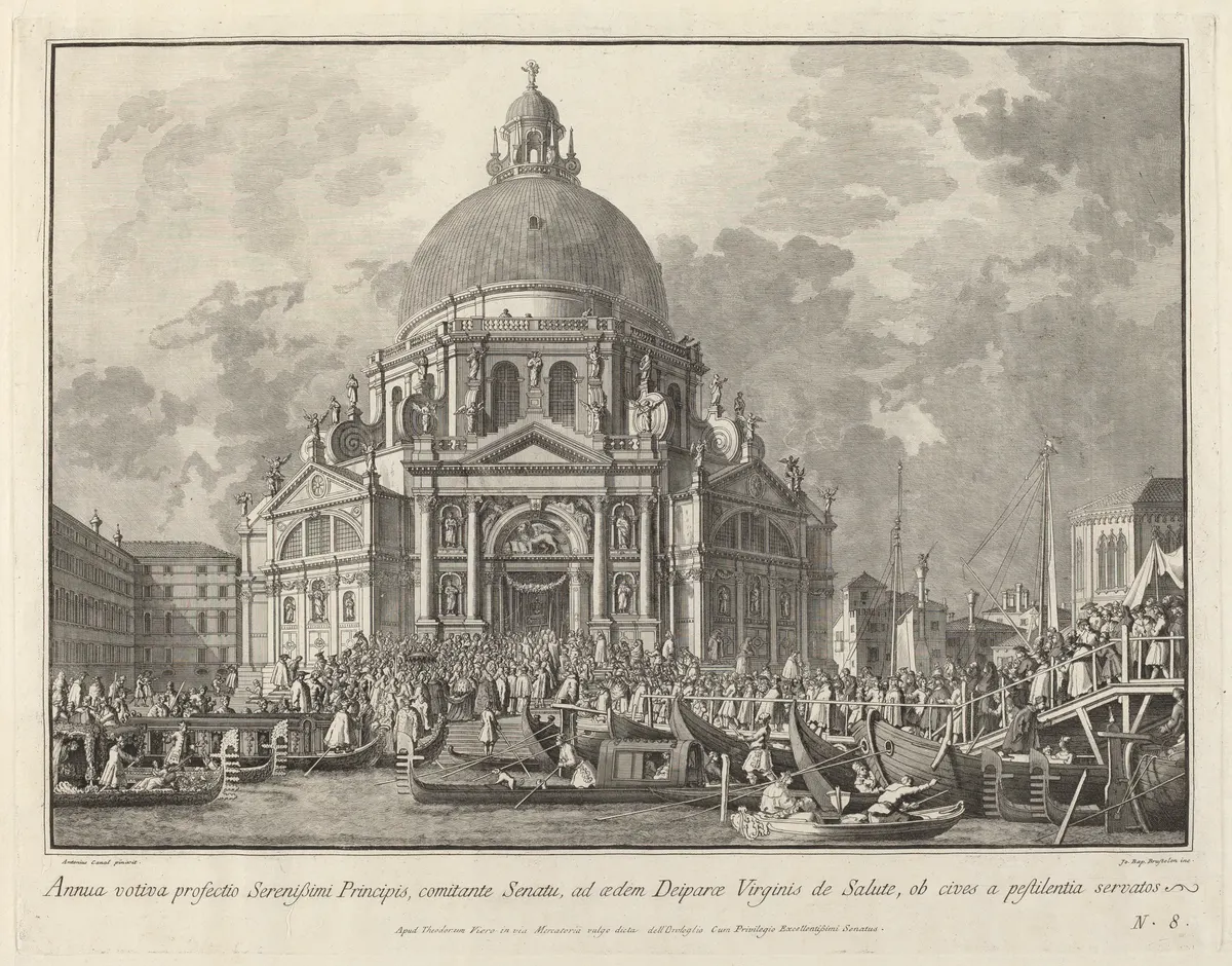 Gravura da visita do doge à Salute, com igreja, cúpula, escadaria, barcos e legenda abaixo.