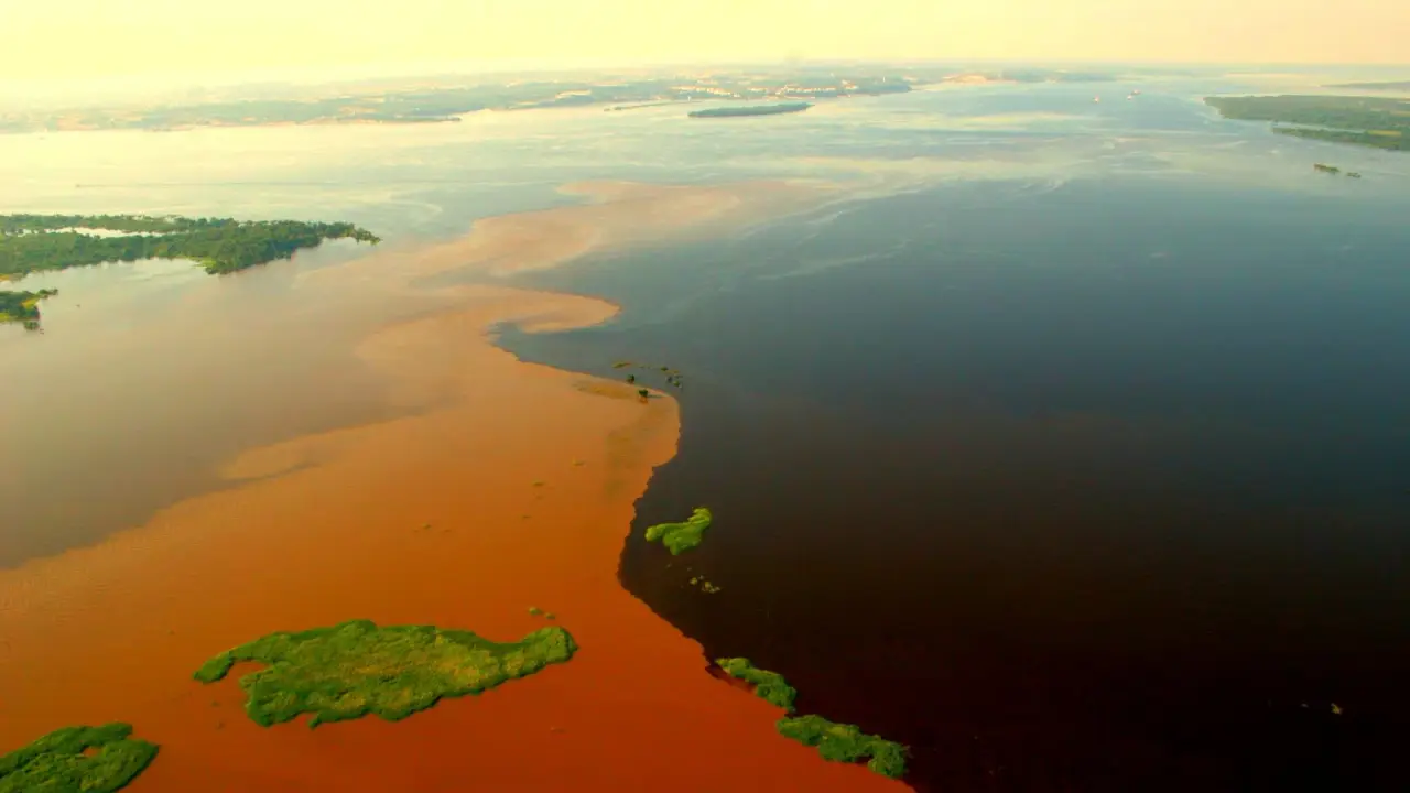 O Encontro das Águas, em Manaus