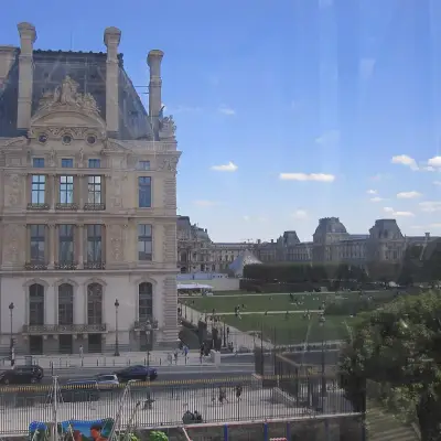 Museu do Louvre