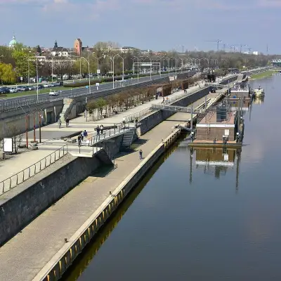 Bulwary Wiślane e a margem selvagem